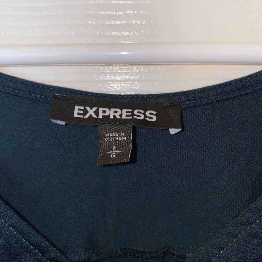 Express Tank top, L - Picture 3 of 3